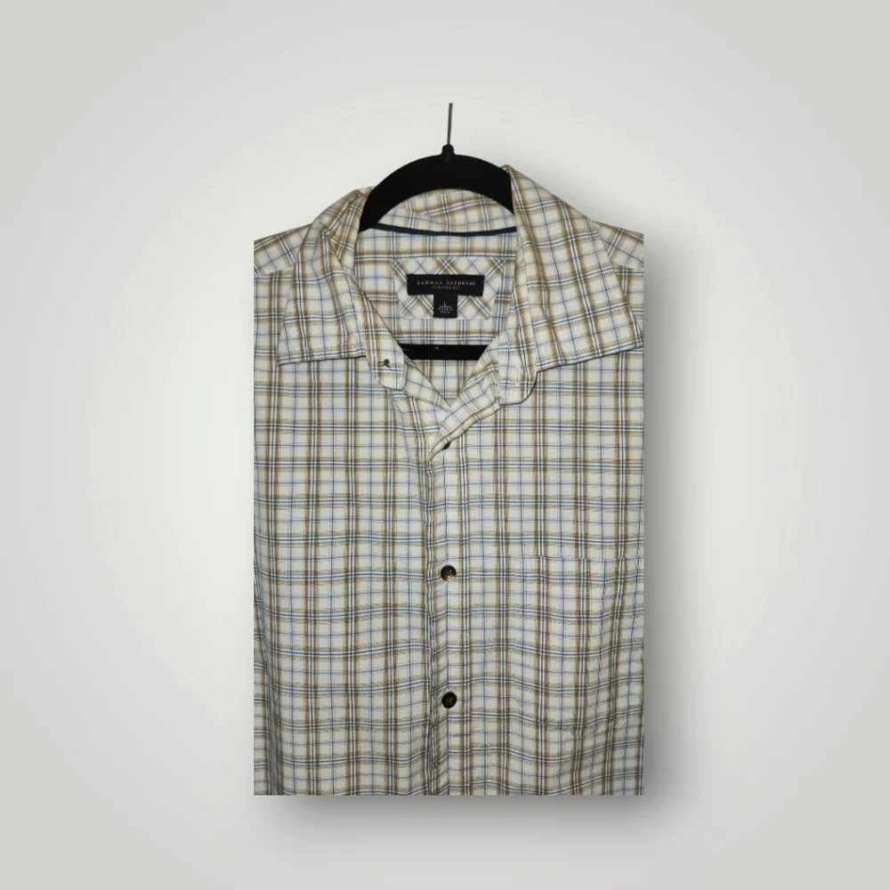 Banana Republic Classic Fit Mens tan Plaid Shirt Large Button Down Long Sleev